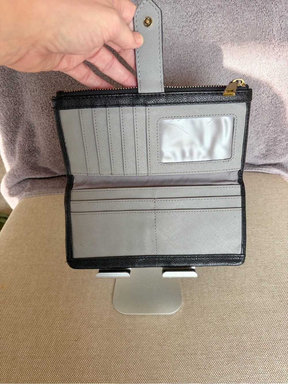 Fossil Black Pebbled Leather Snap Wallet - Picture 9 of 9